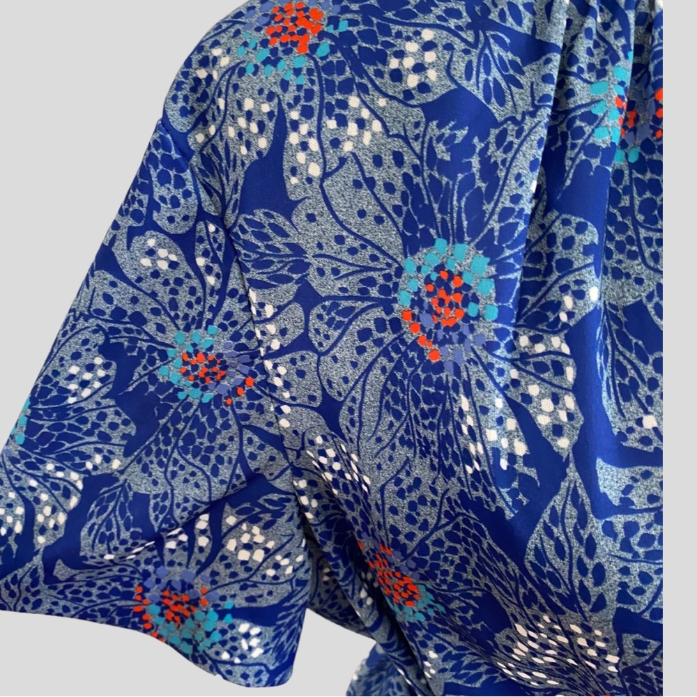 Vintage 70s Blue Floral Tie Neck Belted Dress - Picture 3 of 7